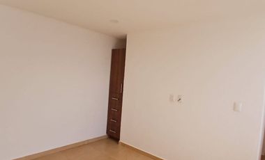 RENTO CASA 4 RECAMARAS EN AMARA A19