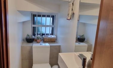 Se arrienda, Espectacular Casa con Piscina Temperada 4 dormitorios + sala multiuso - Chicureo