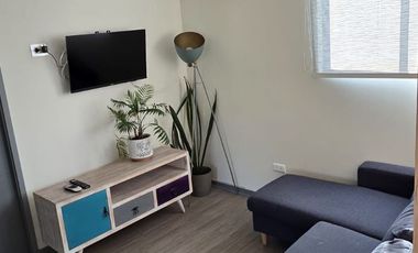 Se arrienda, Espectacular Casa con Piscina Temperada 4 dormitorios + sala multiuso - Chicureo