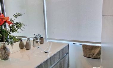 Se arrienda, Espectacular Casa con Piscina Temperada 4 dormitorios + sala multiuso - Chicureo