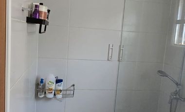 Se arrienda, Espectacular Casa con Piscina Temperada 4 dormitorios + sala multiuso - Chicureo