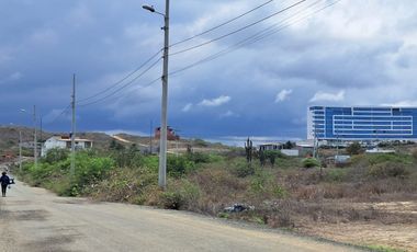 En venta, terreno 250m2, Punta Blanca, entrada 11.