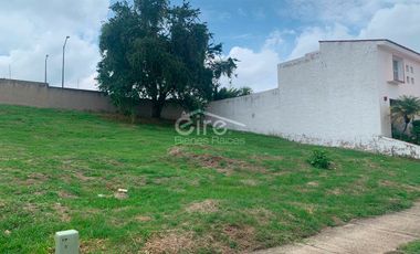 Terreno en venta en Bosques de Santa Anita, Tlajomulco de Zúñiga, Jalisco.