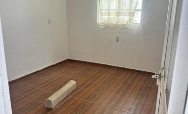 CASA EN VENTA EN LA RUEDA