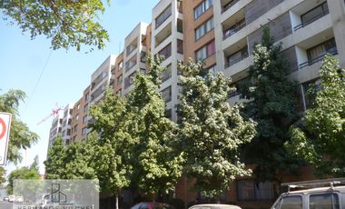 Dpto. 3 Dorm / 2 Baños / 1 Bod.- Barrio República, Santiago.-