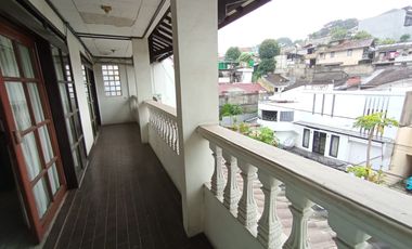 Disewakan rumah furnish siap huni bandung utara Budisari  Setiabudi Bandung dkt UPI, NHI, RSHS, Rs. Advent, ITB