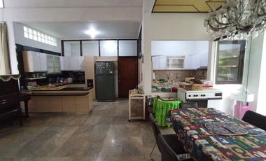 Disewakan rumah furnish siap huni bandung utara Budisari  Setiabudi Bandung dkt UPI, NHI, RSHS, Rs. Advent, ITB