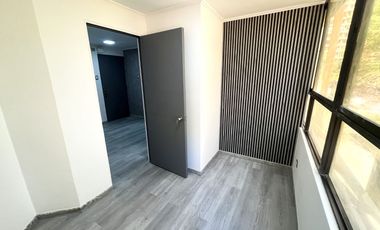 Arriendo Excelente Oficina, Bosque Norte, Total Remodelada.