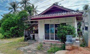F5-0472 ขายบ้านเดี่ยว ถนนสายบ้านเขาวังบ้านปุลากาซิง ถนนสายปัตตานียะลา ต. ปะโด อ.มายอ จ.ปัตตานี