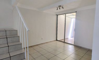 RENTA CASA ZONA SUMIYA EN FRACCIONAMIENTO CON VIGILANCIA