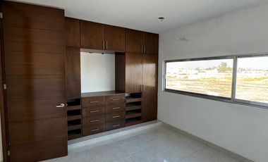 CASA EN VENTA, FRACC. SONTERRA, SALAMANCA, GTO.