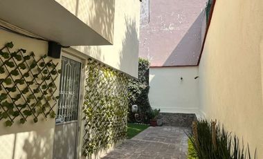 CASA EN RENTA LOMAS DE BELLAVISTA