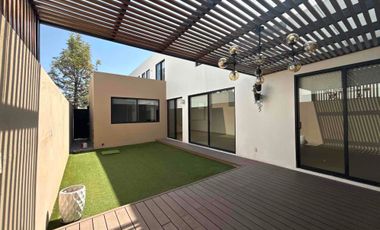 Casa en Condominio Inspira Zibata Querétaro, con seguridad, alberca