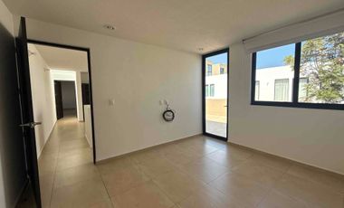 Casa en Condominio Inspira Zibata Querétaro, con seguridad, alberca