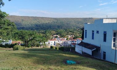 CASA PARA MODERNIZAR EN MELGAR