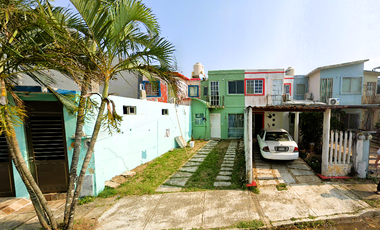 CASA DE REMATE CATAMARAN 197 PUERTO ESMERALDA VERACRUZ 96536