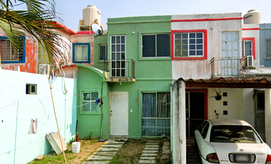 CASA DE REMATE CATAMARAN 197 PUERTO ESMERALDA VERACRUZ 96536