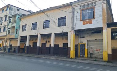 Terreno en Alquiler, ubicación céntrica altamente comercial.