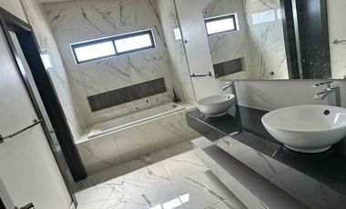 RENTA RESIDENCIA CONTEMPORÁNEA
