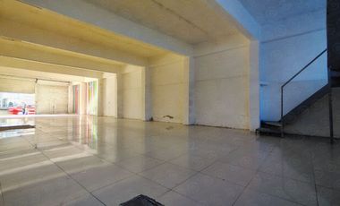 Edificio en Renta de 3 pisos, uso comercial sobre Av Miguel Aleman, Leon, Gto.