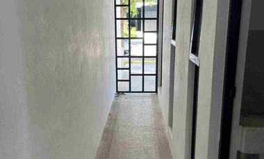 MADERNA CASA EN RENTA EN LOMAS DE ANGELÓPOLIS.  CERCA DE BARRIO CASCATTA