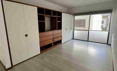 MADERNA CASA EN RENTA EN LOMAS DE ANGELÓPOLIS.  CERCA DE BARRIO CASCATTA