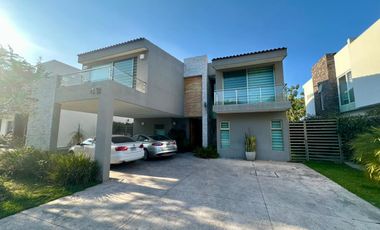 LAS CAÑADAS RESIDENCIA EN COTO ABEDULES