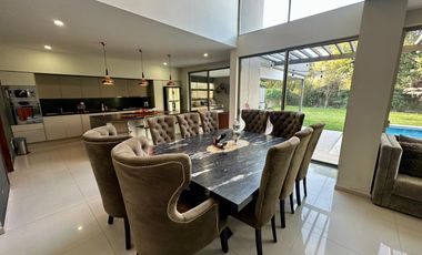 LAS CAÑADAS RESIDENCIA EN COTO ABEDULES