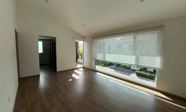 Casa en Renta en Parque Toscana (frente a Sonata) en Lomas de Angelopolis