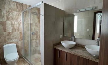 Casa en Renta en Parque Toscana (frente a Sonata) en Lomas de Angelopolis