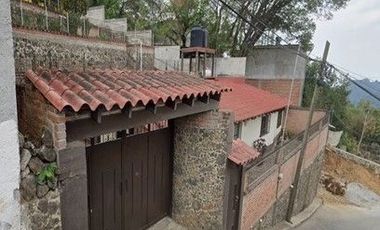 BONITA CASA EN VENTA EN TEPOZTLÁN, MORELOS