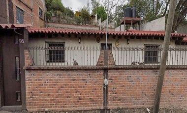 BONITA CASA EN VENTA EN TEPOZTLÁN, MORELOS