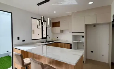 CASA EN VENTA, 3 HABITACIONES - TUMBACO QUITO ECUADOR