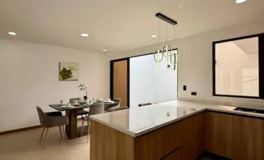 CASA EN VENTA, 3 HABITACIONES - TUMBACO QUITO ECUADOR
