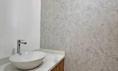 CASA EN VENTA, 3 HABITACIONES - TUMBACO QUITO ECUADOR