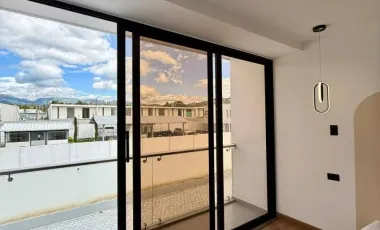 CASA EN VENTA, 3 HABITACIONES - TUMBACO QUITO ECUADOR