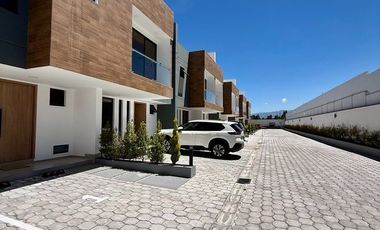 CASA EN VENTA, 3 HABITACIONES - TUMBACO QUITO ECUADOR