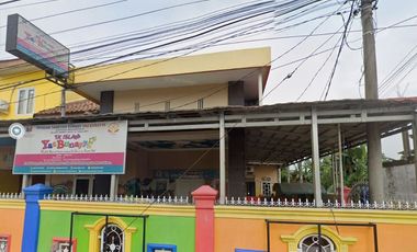 Hunian eksklusif di kawasan Sako, hanya 60 detik ke Jalan Utama Jl. Siaran. Dekat masjid,sekolah Islam, dan lingkungan yang tenang dan nyaman