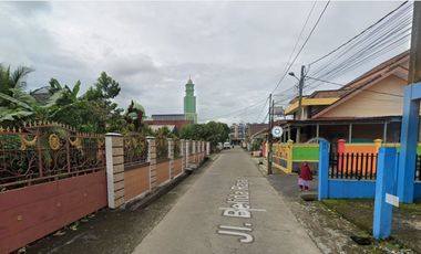 Hunian eksklusif di kawasan Sako, hanya 60 detik ke Jalan Utama Jl. Siaran. Dekat masjid,sekolah Islam, dan lingkungan yang tenang dan nyaman