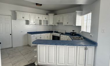 Casa en renta 3 recamaras, 2.5 baños, cerca de Av Gomez Morin y Jupiter, cerca del puente zagoza