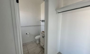 Casa en renta 3 recamaras, 2.5 baños, cerca de Av Gomez Morin y Jupiter, cerca del puente zagoza