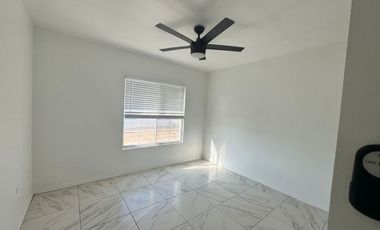 Casa en renta 3 recamaras, 2.5 baños, cerca de Av Gomez Morin y Jupiter, cerca del puente zagoza