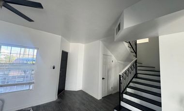 Casa en renta 3 recamaras, 2.5 baños, cerca de Av Gomez Morin y Jupiter, cerca del puente zagoza