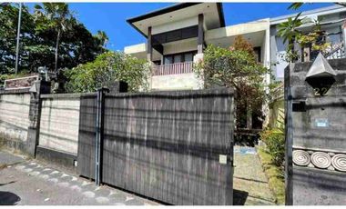Dijual semi villa tukad badung renon denpasar selatan.
