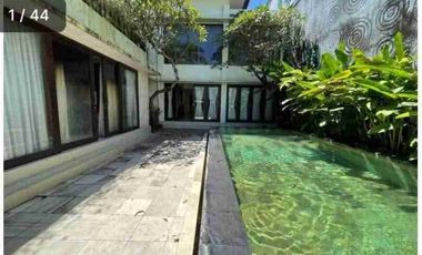 Dijual semi villa tukad badung renon denpasar selatan.