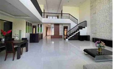 Dijual semi villa tukad badung renon denpasar selatan.