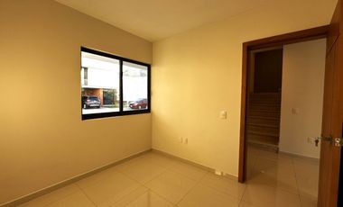 Casa en Coto Altanza en Soaré III, Solares, Zapopan