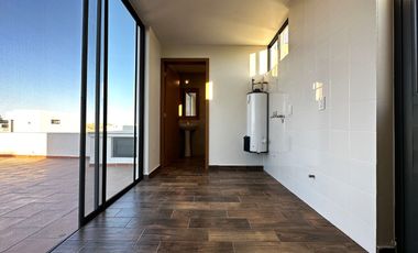 Casa en Coto Altanza en Soaré III, Solares, Zapopan