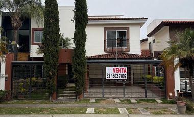 Residencia en venta en Jardin Real Zapopan