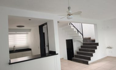 CASA EN RENTA CAMINO A CAÑADAS CERCA DEL NUEVO COSTCO